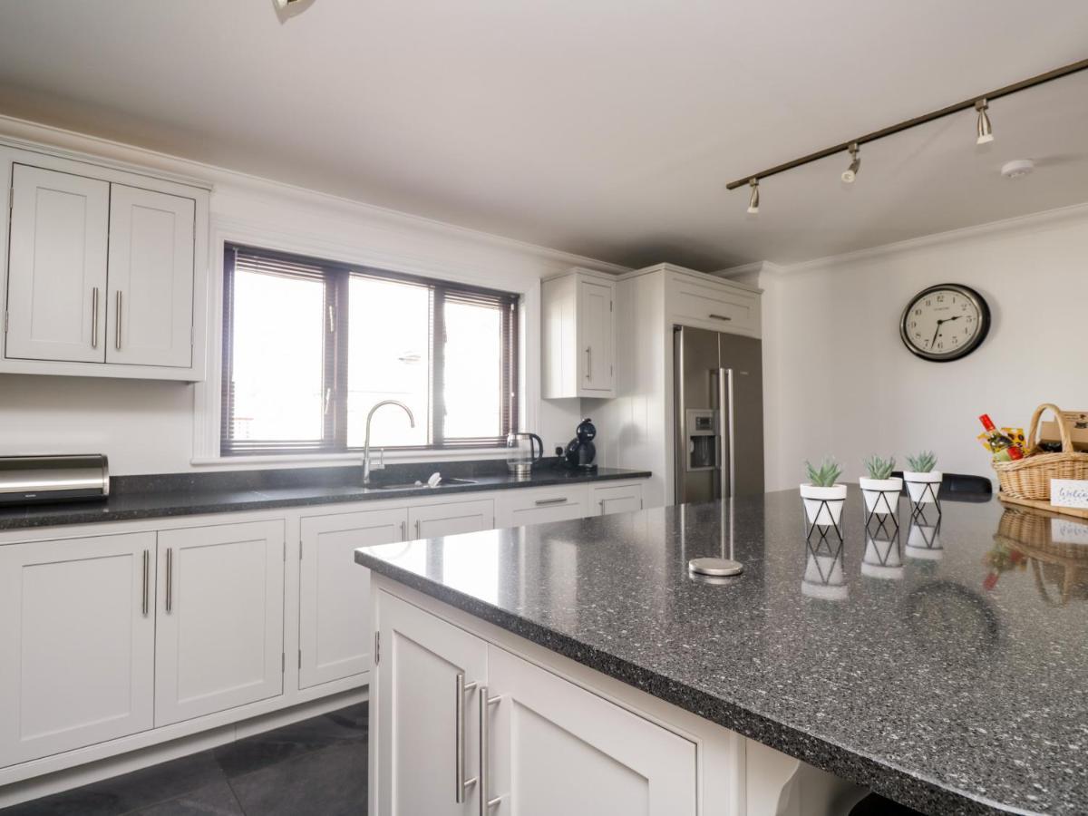 Mill End Villa Пенрит Екстериор снимка